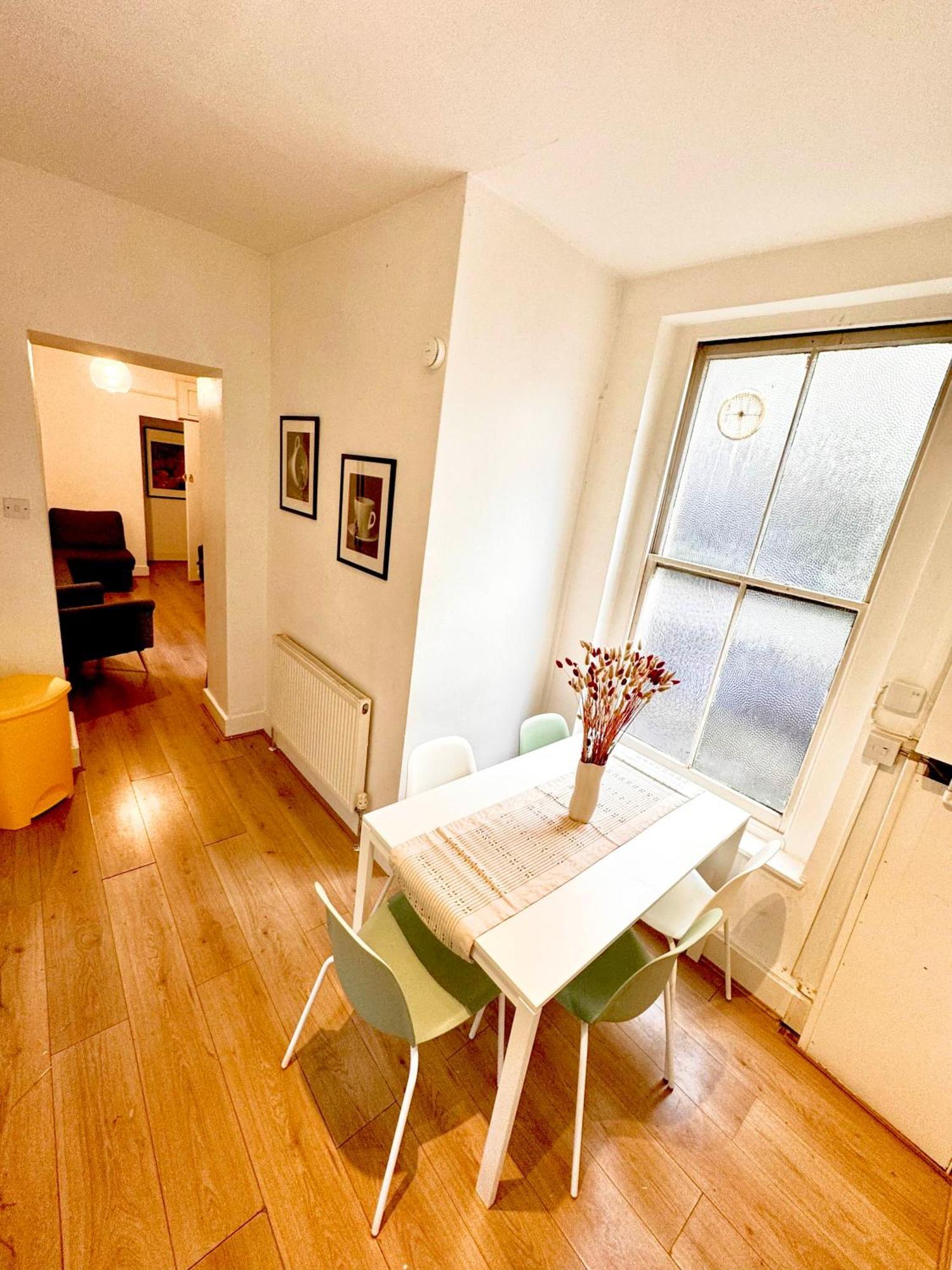 London Collection - Old Compton Soho Apartment Екстериор снимка